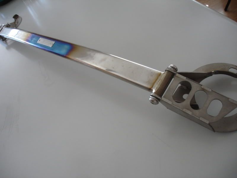 EP3R calipers/Springs/ Lower arm bars/Opak Tit. strut bar/Tein Acura